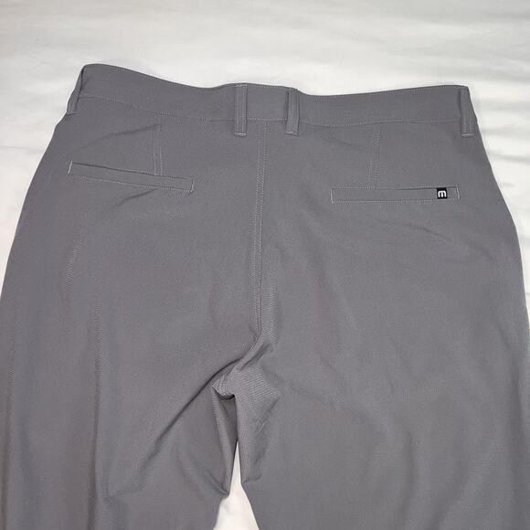 Travis Mathew Golf Pants Men Size 35 Gray Performance Stretch Lightweight Casual - Picture 10 of 12